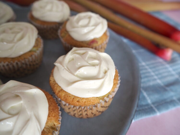 Glutenfri rabarbermuffins