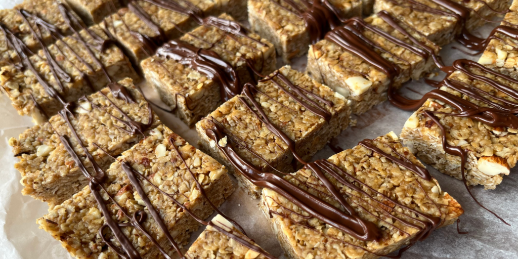 Myslibarer med peanutbutter og chokolade | Cakewoman.dk